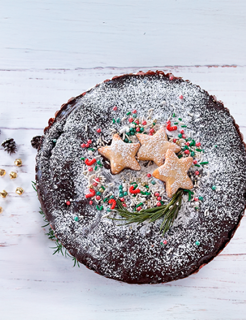 Ponqué navideño de chocolate